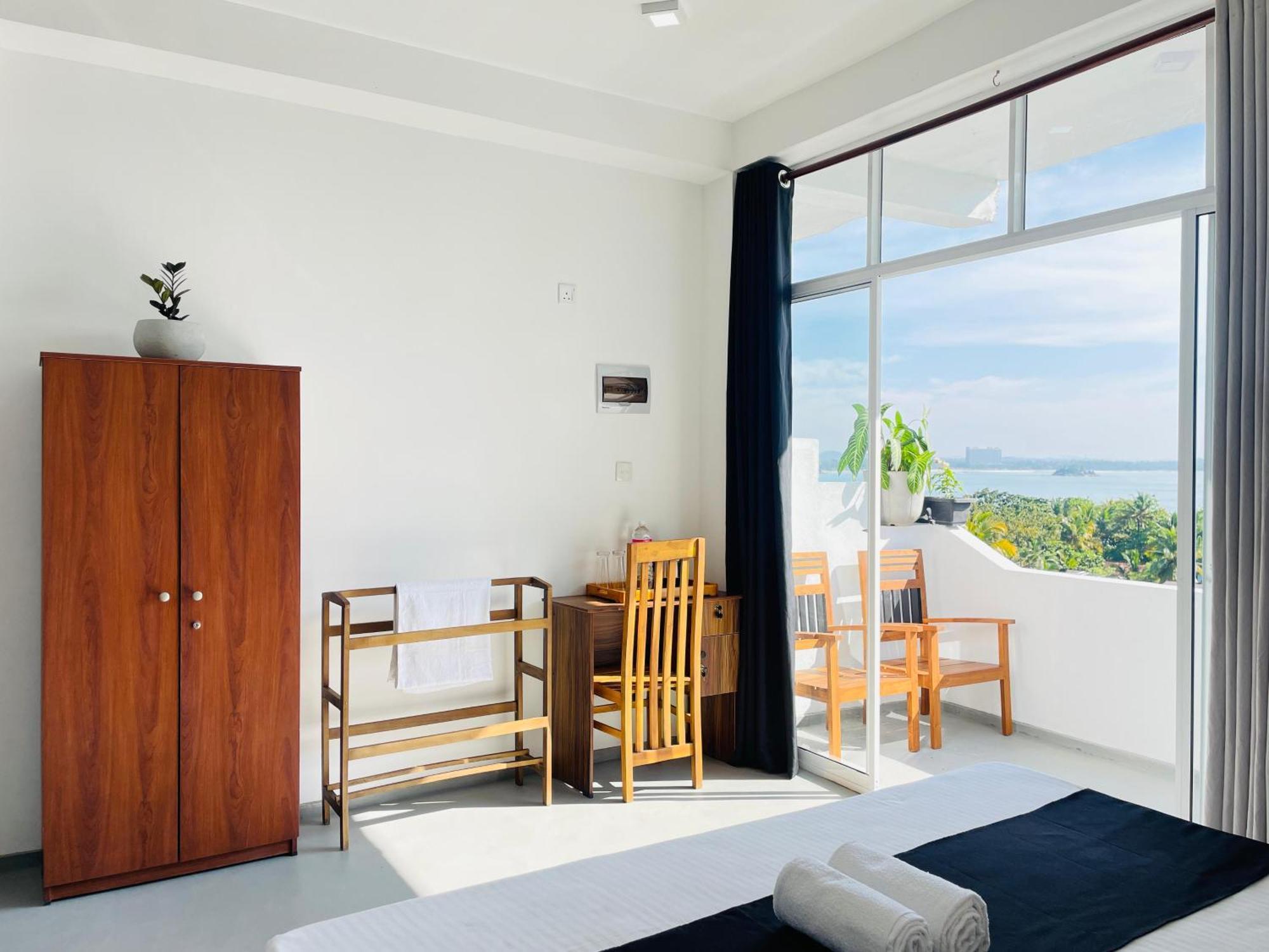 Regal Heights Hotel Weligama Exterior photo