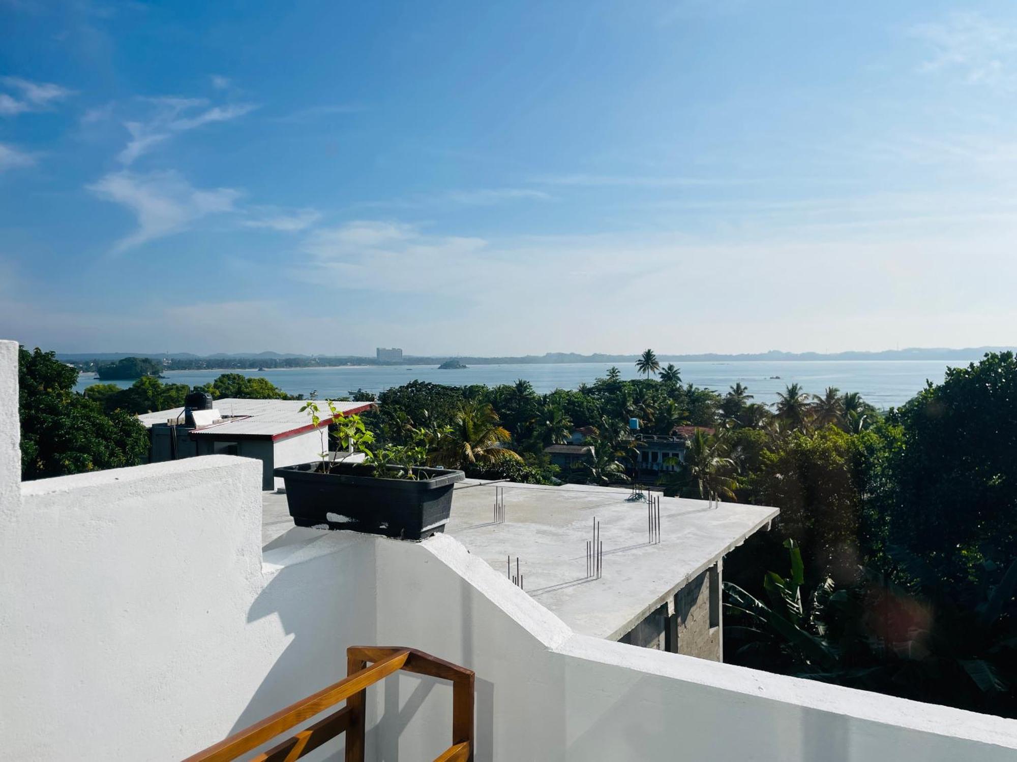 Regal Heights Hotel Weligama Exterior photo